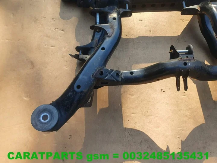 7p0500041-q7-achteras-touareg-subframe-cayenne-92a — foto 17