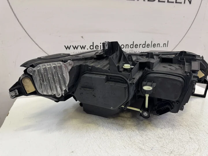 vw-id7-id-7-iq-light-vol-led-koplamp-links-14b941035a — foto 5