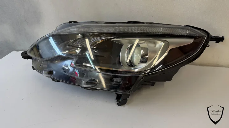 peugeot-2008-koplamp-links-lamp-9825313980 — foto 3