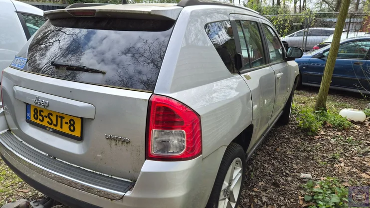 onderdelen-of-kompleet-jeep-compass-24-lpg-motor-defect — foto 6