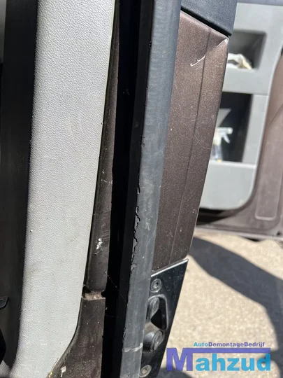 vw-transporter-t5-5-rechts-schuifdeur-rubber-20032015 — foto 4