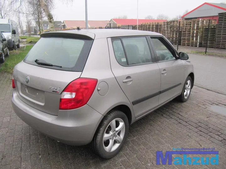 2009-skoda-fabia-2-542-plaatwerk-carrosserie-portier-dorpel-chassis — foto 5