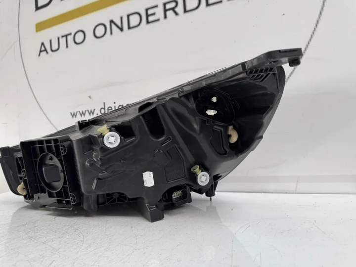 ford-focus-mk4-facelift-koplamp-rechts-nx7b13e014cf-2022 — foto 4
