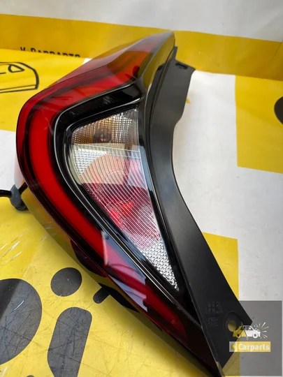 toyota-aygo-x-achterlicht-links-vvti-0000012928-origineel — foto 2