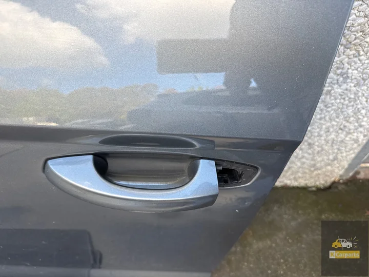 seat-leon-vii-5fa831311-links-voor-portier-origineel-deur — foto 4