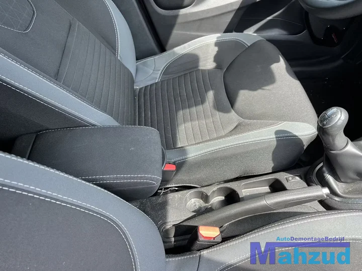 2016-renault-clio-4-onderdelen-grijs-tekng-demontage — foto 13