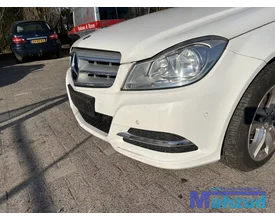 mercedes-c-w204-wit-149-voorbumper-20112014 — foto 3