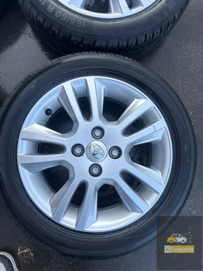 15-inch-lichtmetalen-velgen-toyota-aygo-origineel — foto 5