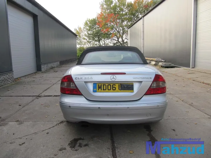 2006-mercedes-clk-200-18-c209-cabrio-demontage-sloop-207 — foto 5