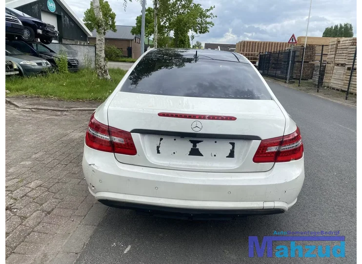 2012 MERCEDES E-KLASSE R207 C207 C799 Coupe onderdelen Demontage
