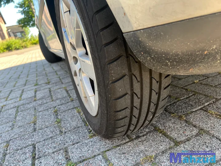 vw-polo-velgen-5x100-571-15-inch-velgen-bluemotion — foto 5
