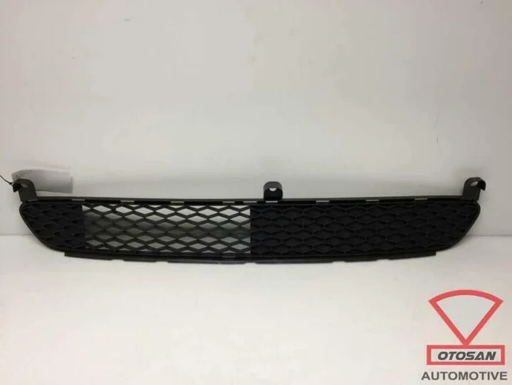toyota-aygo-2005-2014-voorbumper-rooster-midden-nieuw!-54035
