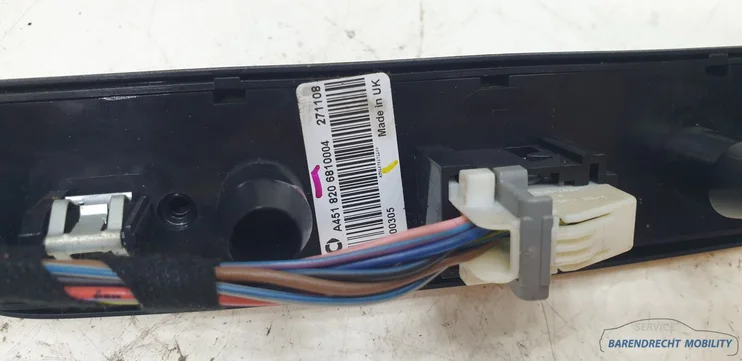 gevarenlicht-schakelaar-w451-smart-fortwo-cpv-451820681-origineel-gebruikt-2007-2015 — foto 3