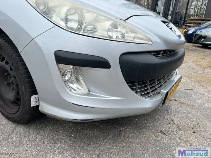 peugeot-308-1-zilver-ezrc-voorbumper-20072014 — foto 3