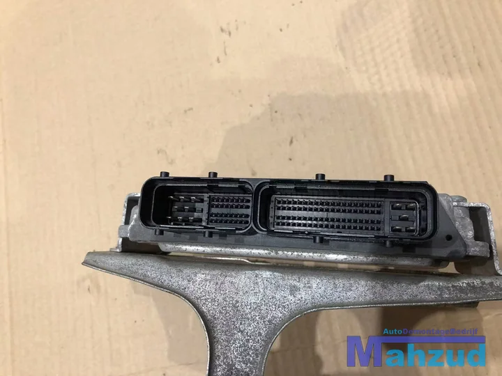 peugeot-107-10-1krfe-ecu-motormanagement-896610h060 — foto 4