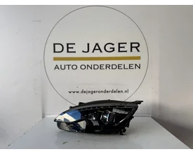 peugeot-308-2-t9-led-koplamp-links-9677832480