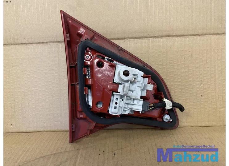 opel-meriva-b-rechts-binnen-achterlicht-21628003