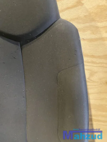 toyota-aygo-zwart-interieur-3-deurs-20052014 — foto 8