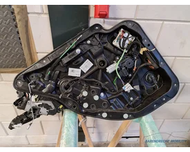 mercedes-w213-e-klasse-sedan-raam-mechanisme-motor-ruit-slot-mechaniek-module-links-achter-la-a2139004709-origineel-nette-staat-gebruikt-2016-2017-2018-2019-2020-2021-barendrecht-mobility-service