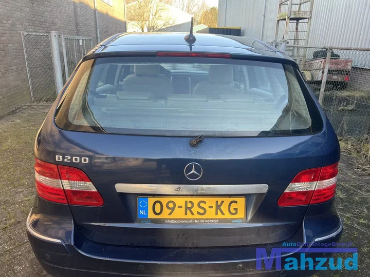 mercedes-b-klasse-w245-blauw-375-achterklep-20052011