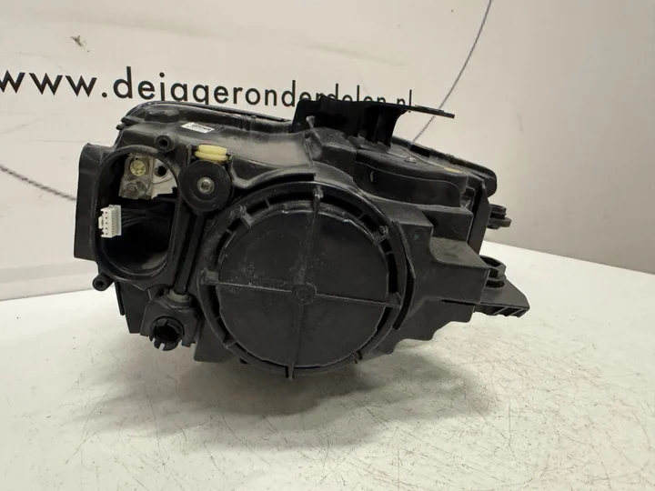 audi-a3-facelift-xenon-led-koplamp-links-8v0941005e-2016 — foto 4