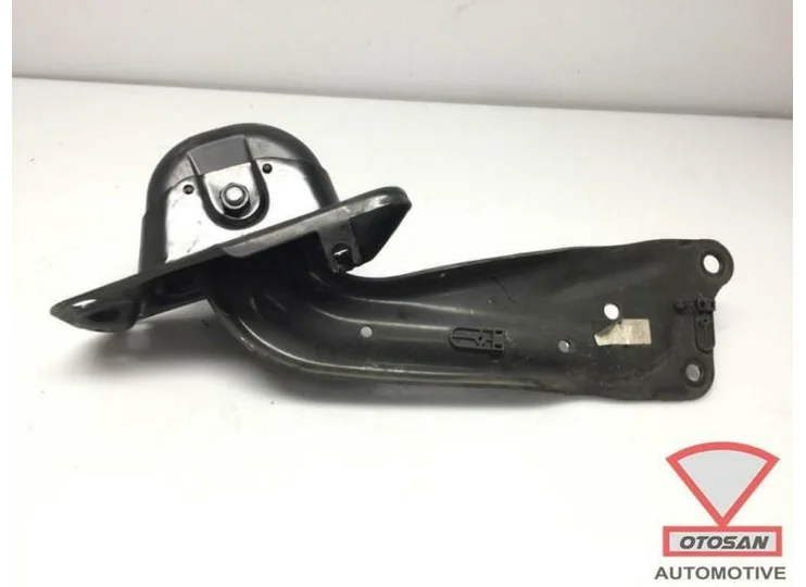 vw passat tiguan superb bras de suspension droit arrière 3q0501052js