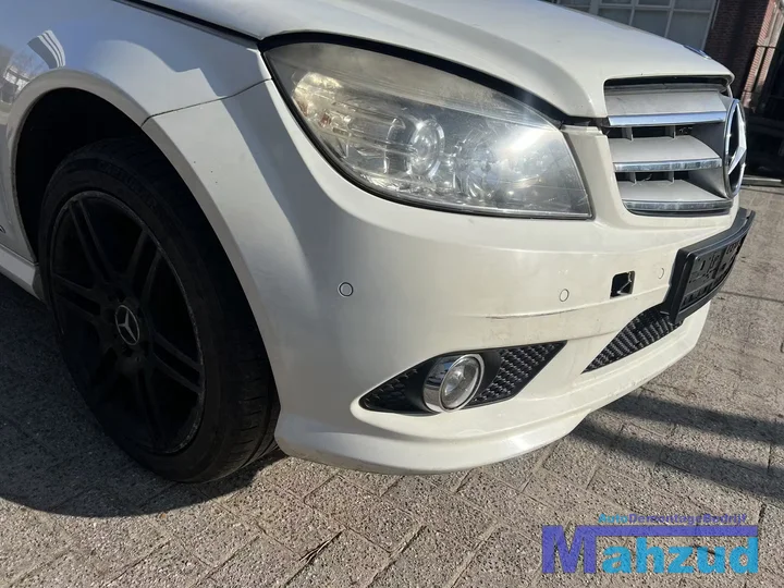 mercedes-c-w204-wit-c650-voorbumper-20082011 — foto 2