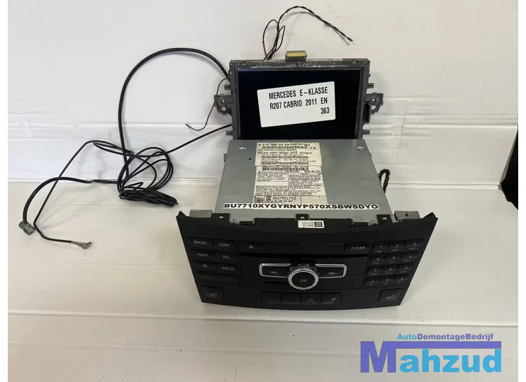 MERCEDES E A207 Cabrio radio display scherm 2009-2016