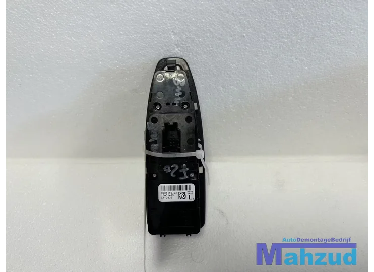 bmw-1-serie-f20-links-voor-raam-schakelaar-20112019