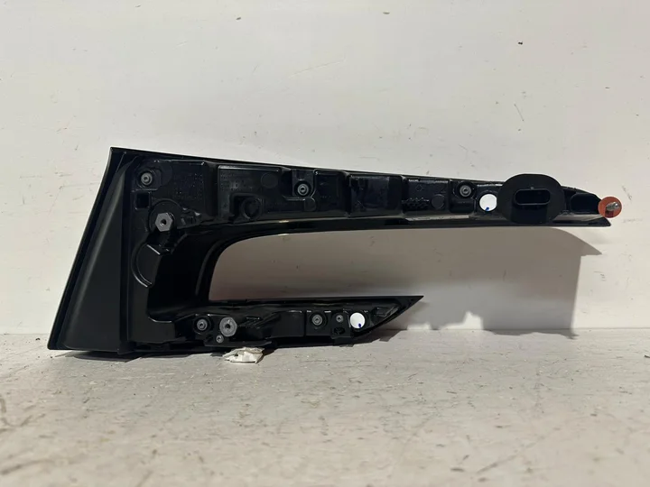 tesla-model-3-led-rechter-achterlicht-rechts-169150000f — foto 2