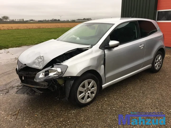 2011-vw-polo-6r-12-tdi-cfw-cfwa-la7w-onderdelen-demontage — foto 2