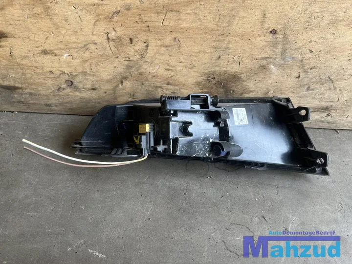 skoda-fabia-3-links-mistlamp-20142021-6v0941699a — foto 3