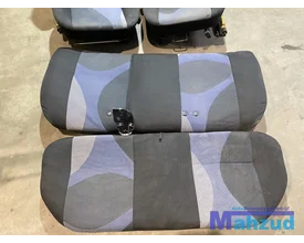 opel-corsa-b-5-deurs-interieur-voorstoel-bank-19932000 — foto 3