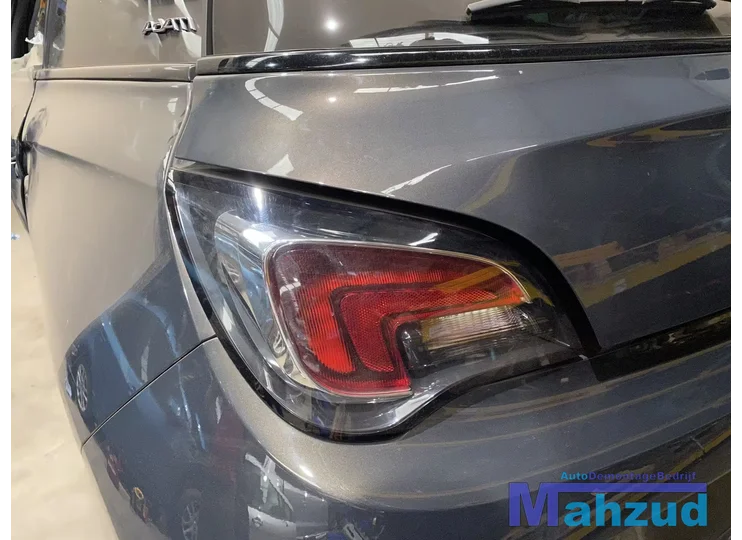 opel-adam-grijs-z190-achterbumper-achterklep-achterlicht-20122019