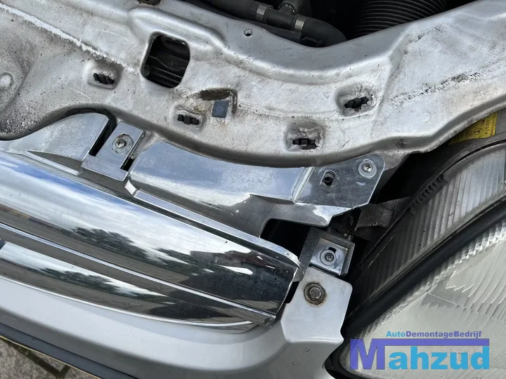 mercedes-slk-r170-grille-chrome-19962004 — foto 2