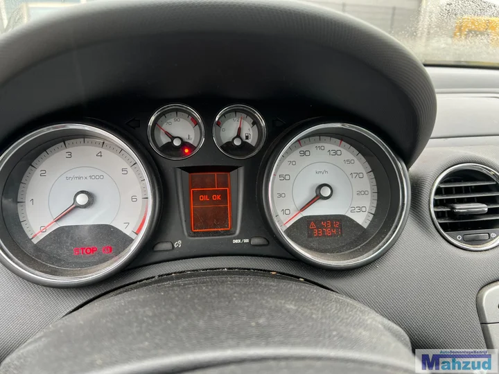 peugeot-308-1-16-16v-eps-zilver-ezrc-demontage-sloop-onderdelen — foto 21