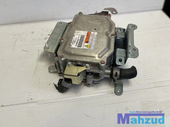 mitsubishi-outlander-phev-verwarming-omvormer-2015-cab411a036a — foto 6