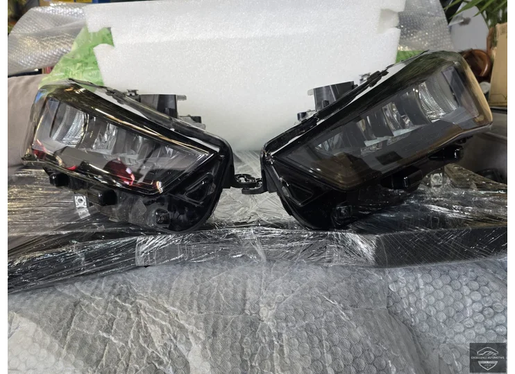 Seat Cupra Leon 5FA LED Koplamp L + R 5FB941005D 5FB941006D
