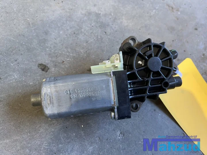 opel-astra-h-twintop-links-cabriodak-motor-13228557-20052010 — foto 3