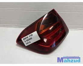 bmw-3-serie-f30-sedan-links-buiten-achterlicht-20112019 — foto 2