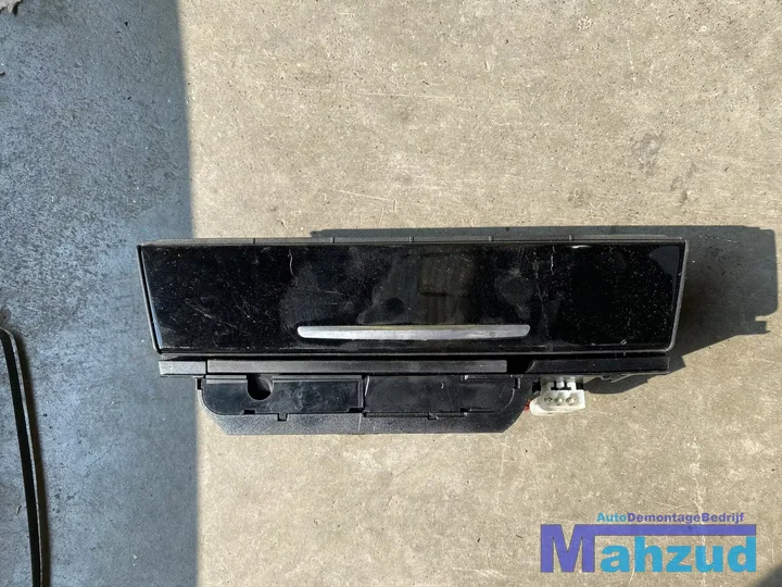 2012-bmw-7-serie-f01-asbak-9119317-9119317-07 — foto 2
