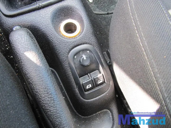peugeot-206-sw-14-motorblok-kfw-motor — foto 10