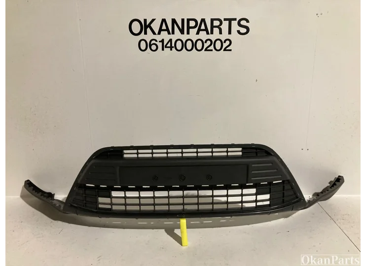 Ford Kuga I Frontstoßstangen-Unterteil 8V4117C749A