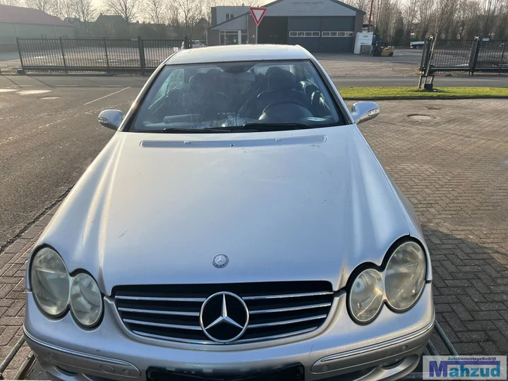 mercedes-clk-w209-coupe-zilver-744-clk240-112912-demontage-onderdelen — foto 2