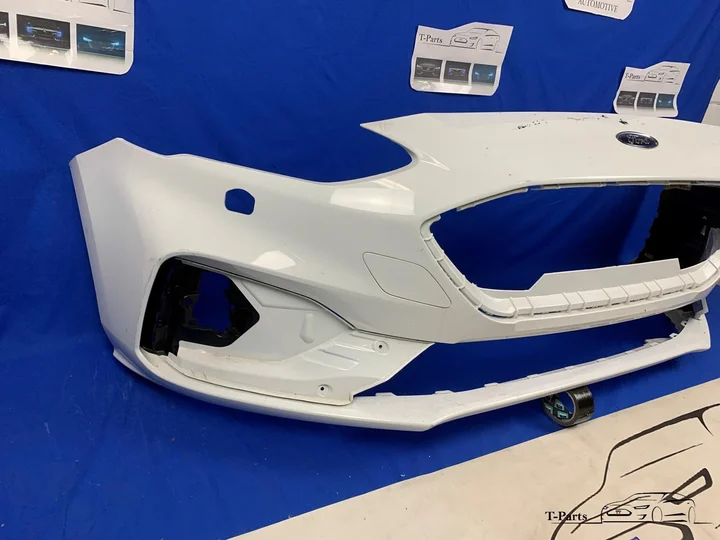 ford-focus-st-line-voorbumper-mk4-bumper — foto 3