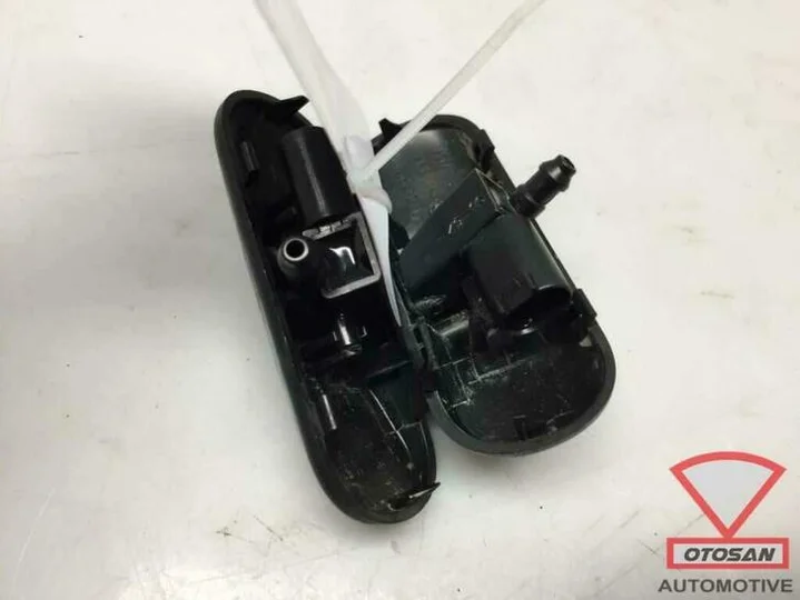 vw-passat-b8-2017-vag-ruitensproeier-verwarmd-set-5m0955986c — foto 2