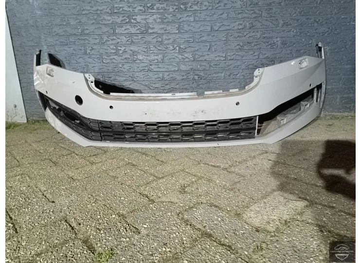 Skoda SuperB 3 Facelift 19-23 Voorbumper Bumper 4xPDC KLS Origineel!