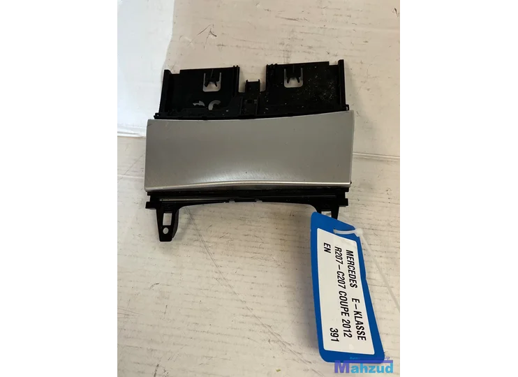 MERCEDES E C207 zilver grijs asbak 2009-2016 A2046801350