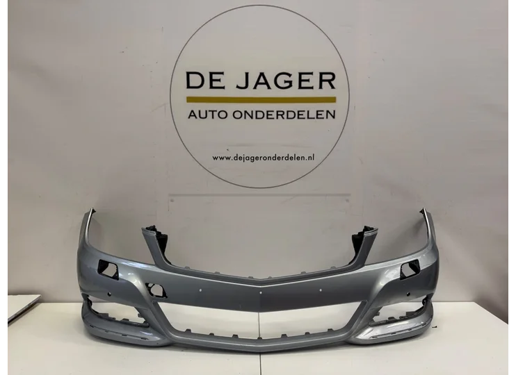 PARE-CHOC AVANT MERCEDES CLASSE C W204 FACELIFT A2048855547