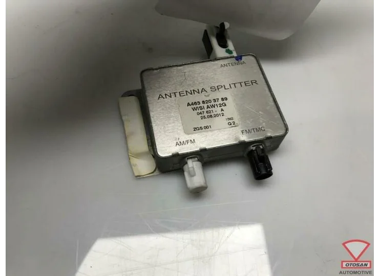 mercedes antenna amplifier a4638203789